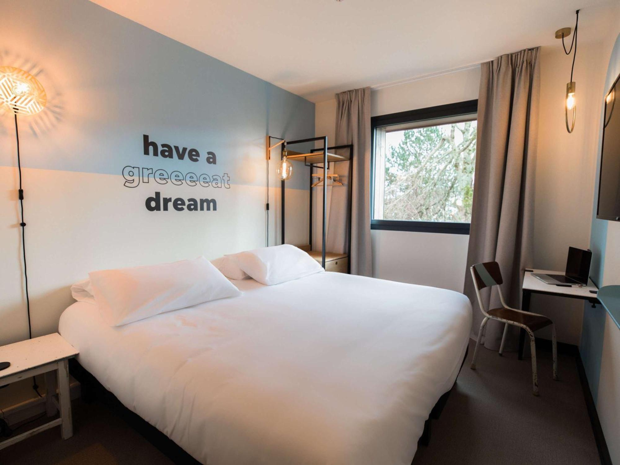 Greet Hotel Brest Aeroport Guipavas Экстерьер фото