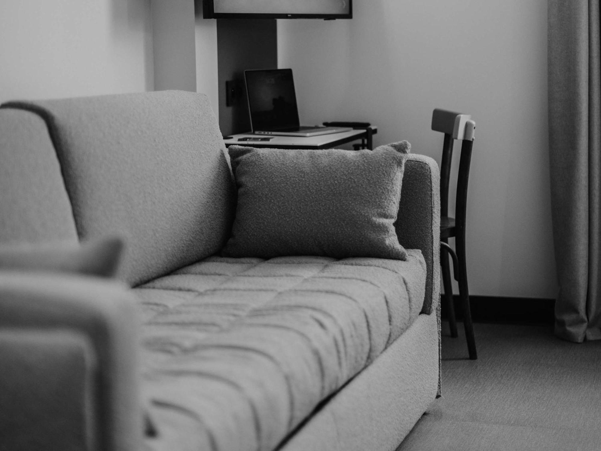 Greet Hotel Brest Aeroport Guipavas Экстерьер фото