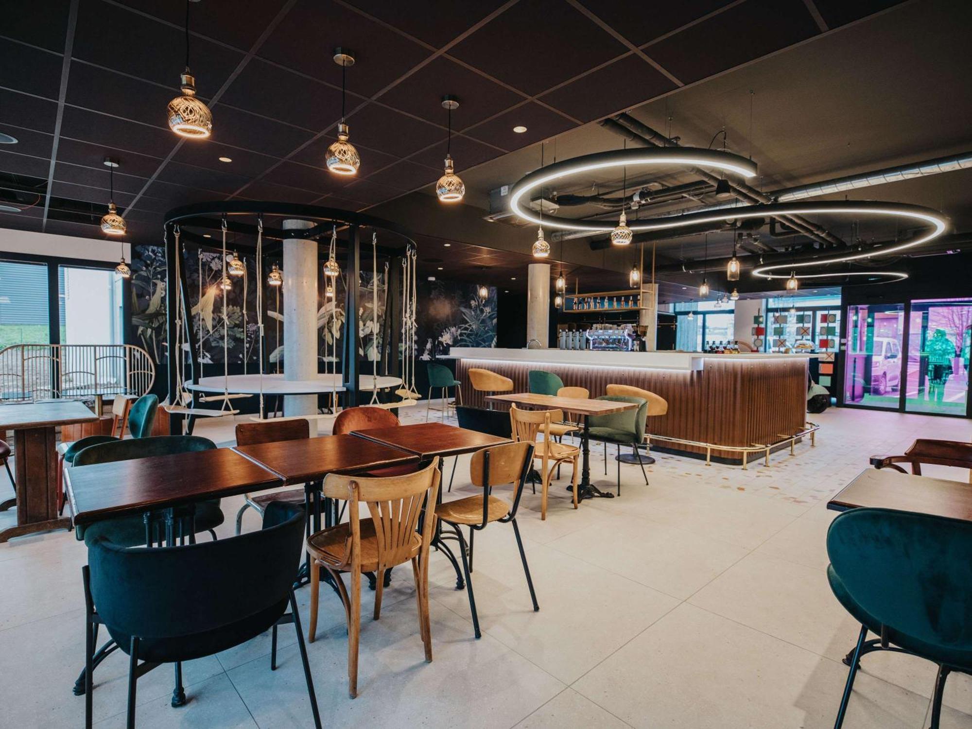 Greet Hotel Brest Aeroport Guipavas Экстерьер фото